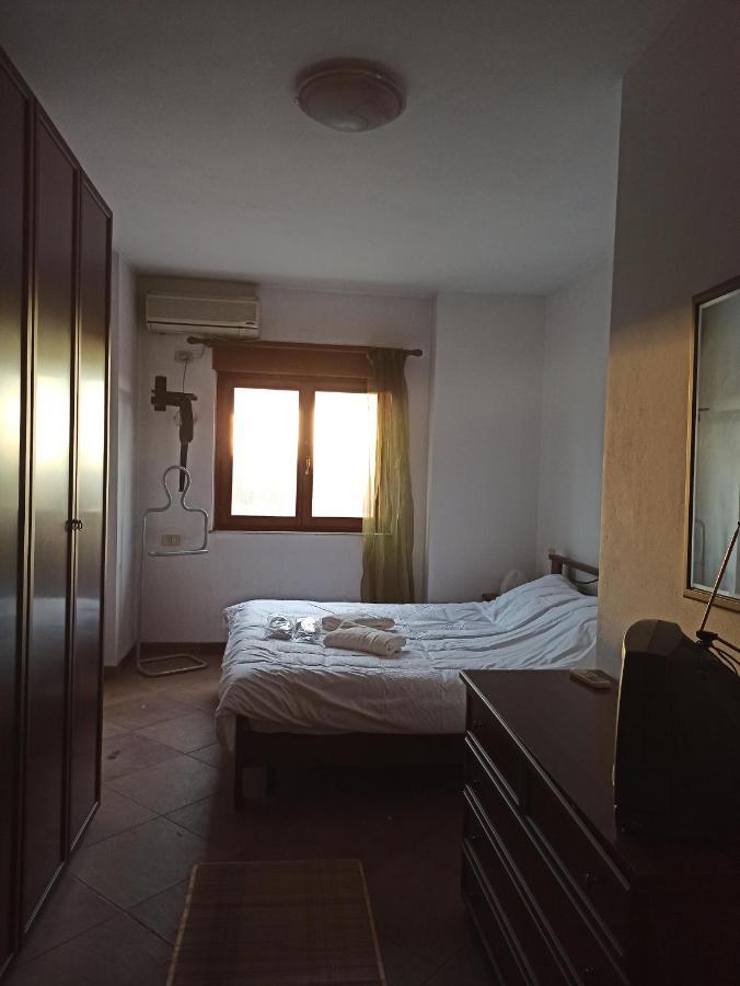 Heart Of Tirana Hotell Exteriör bild