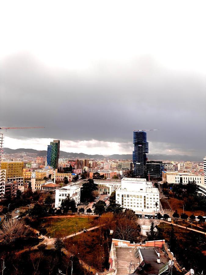 Heart Of Tirana Hotell Exteriör bild